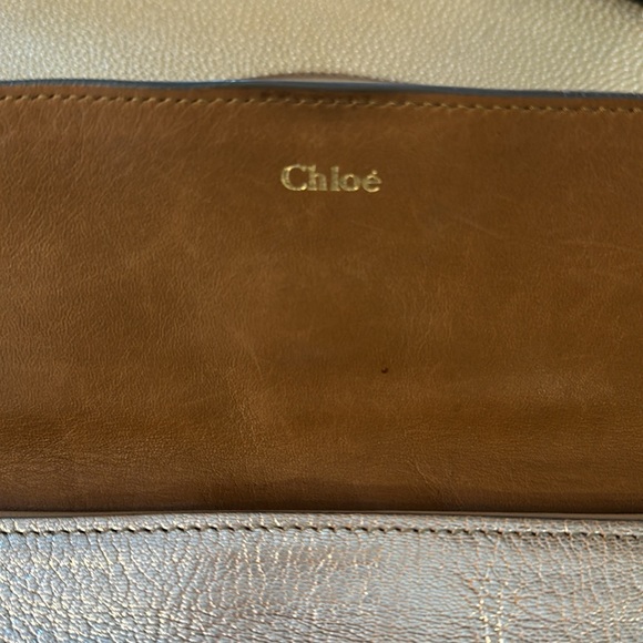 Chloe Silver Metallic ClutchWith Silver Closure - Picture 4 of 6